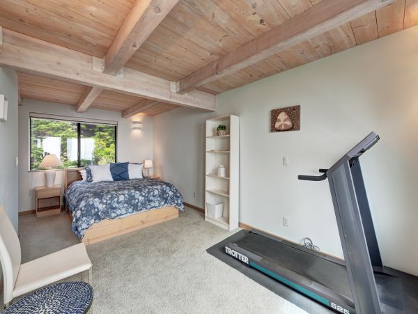 Sonoma County Home 984528