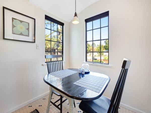 Sonoma County Home 984530