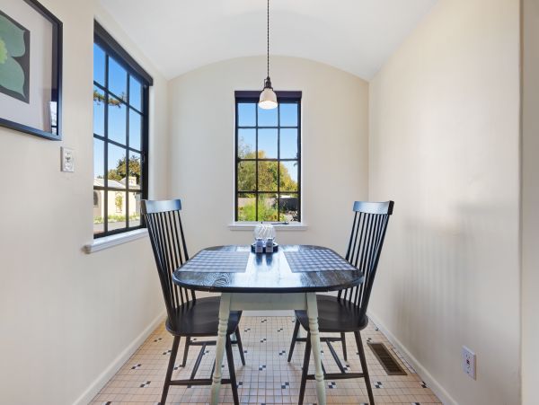 Sonoma County Home 984530