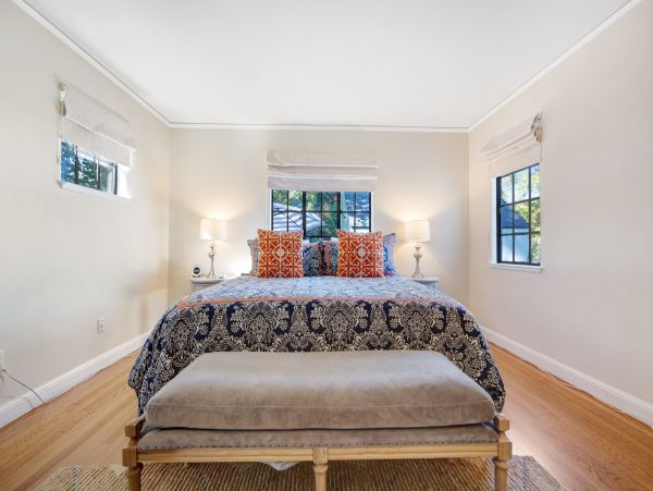 Sonoma County Home 984530
