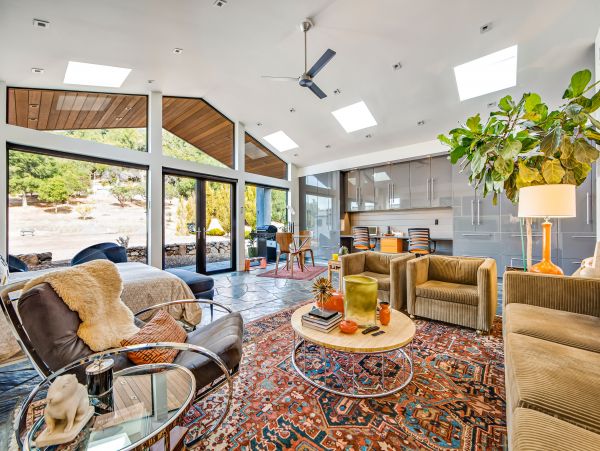 Sonoma County Home 984532