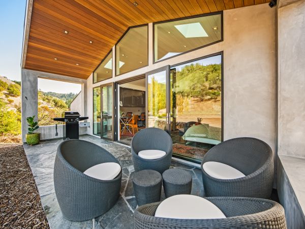 Sonoma County Home 984532