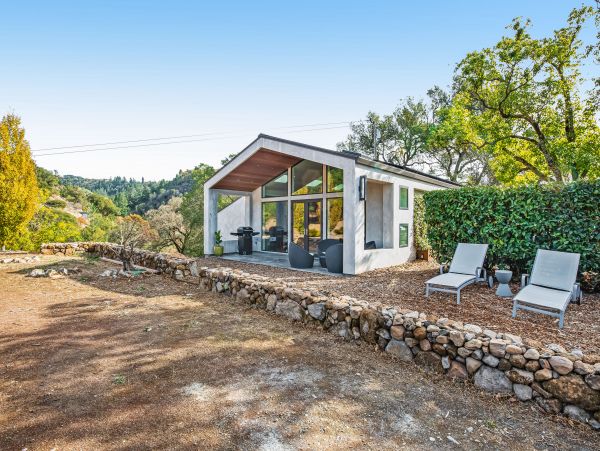 Sonoma County Home 984532