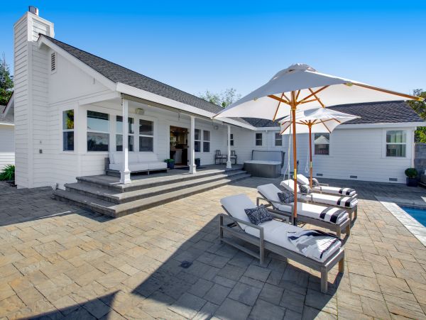 Sonoma County Home 984534