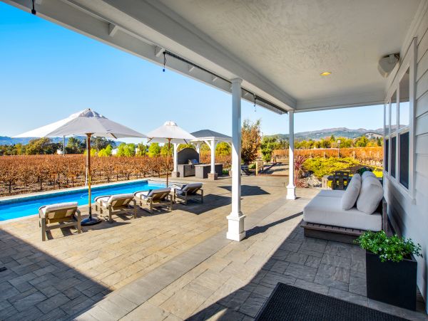 Sonoma County Home 984534