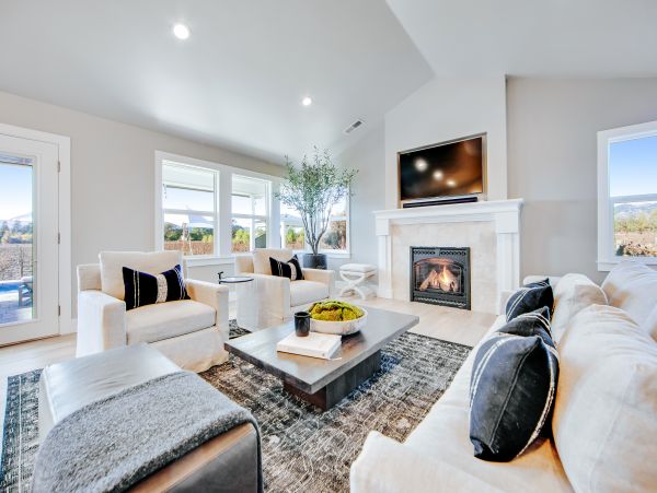 Sonoma County Home 984534
