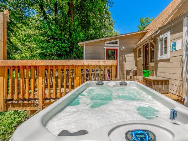 Sonoma County Home 984535