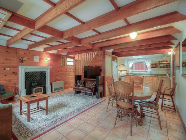 Sonoma County Home 984535