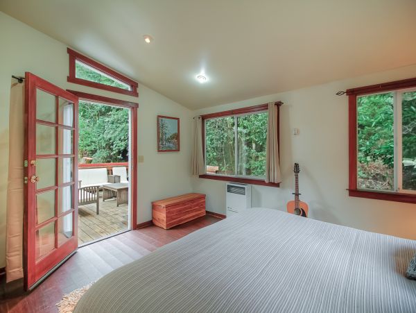 Sonoma County Home 984535