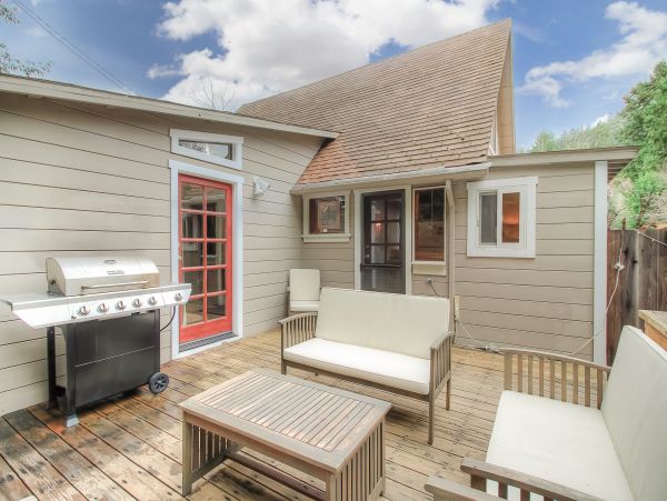 Sonoma County Home 984535