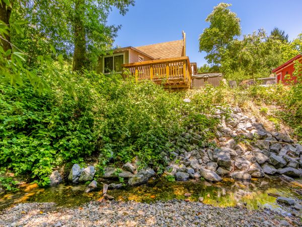 Sonoma County Home 984535