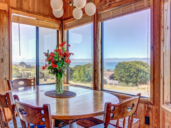 Sonoma County Home 984536