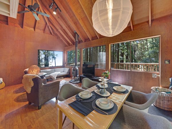 Sonoma County Home 984537