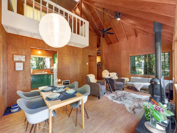 Sonoma County Home 984537