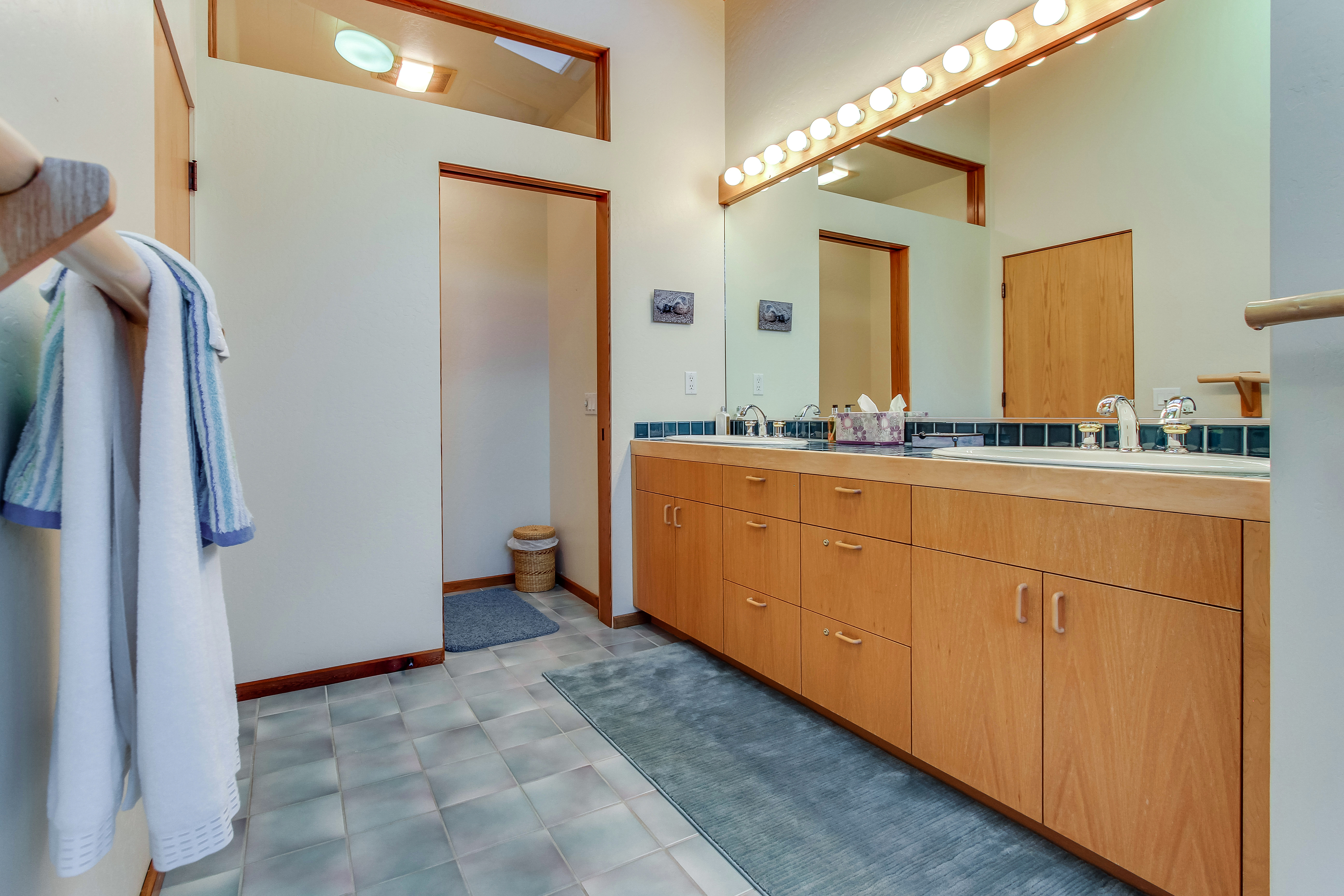 Sonoma County Home 984538