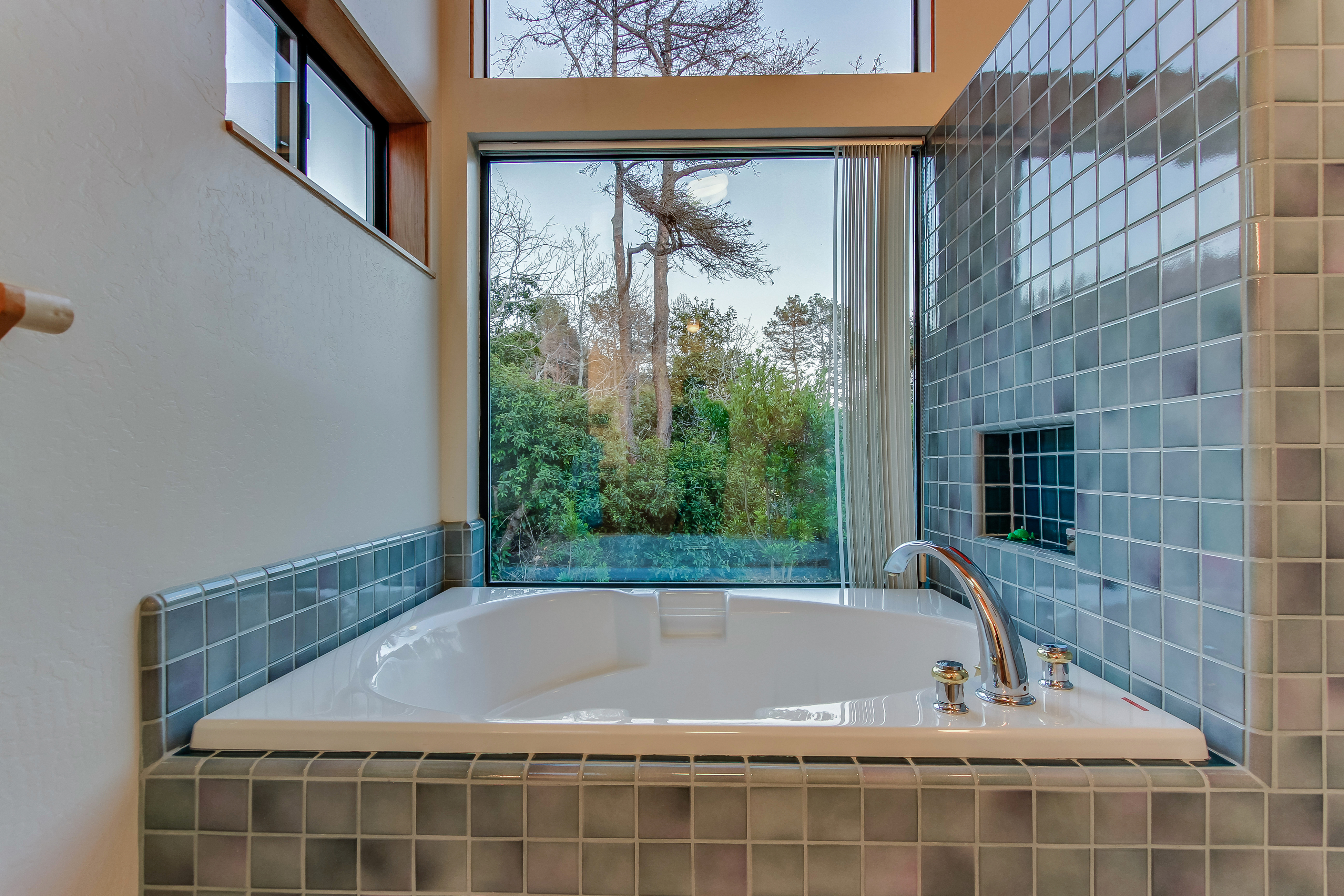 Sonoma County Home 984538