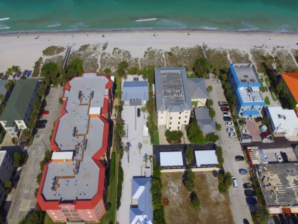 On Beach Indian Rocks Vacation Home Seven Bedrooms