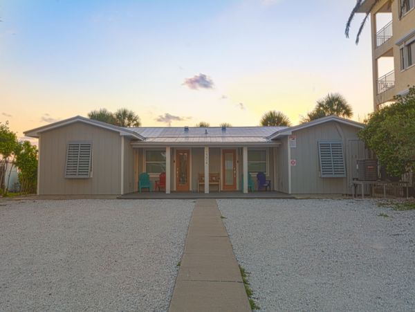 On Beach Indian Rocks Vacation Home Seven Bedrooms