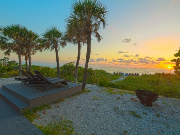 On Beach Indian Rocks Vacation Home Seven Bedrooms