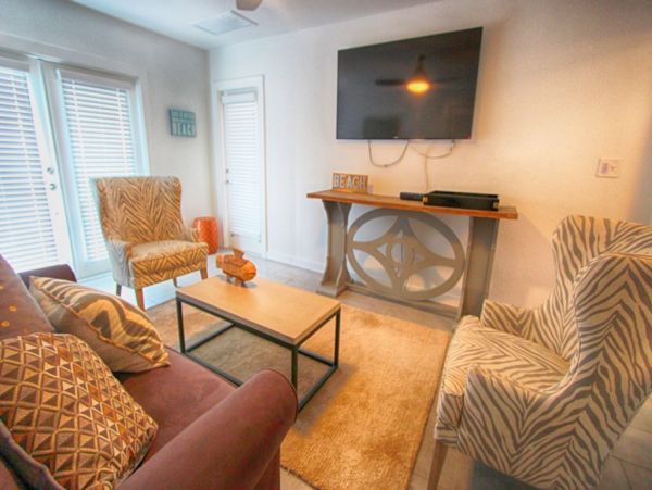 On Beach Indian Rocks Vacation Home Seven Bedrooms