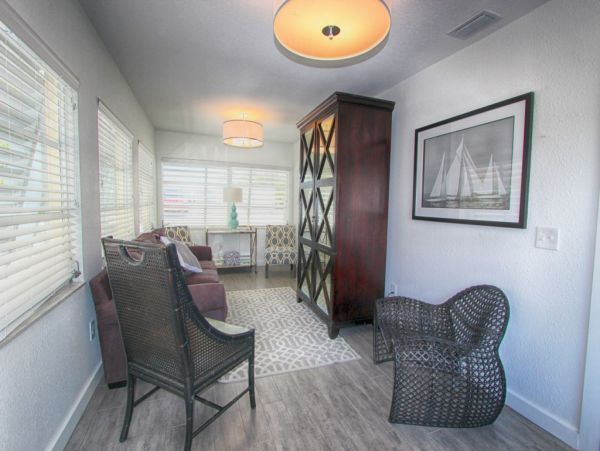 On Beach Indian Rocks Vacation Home Seven Bedrooms