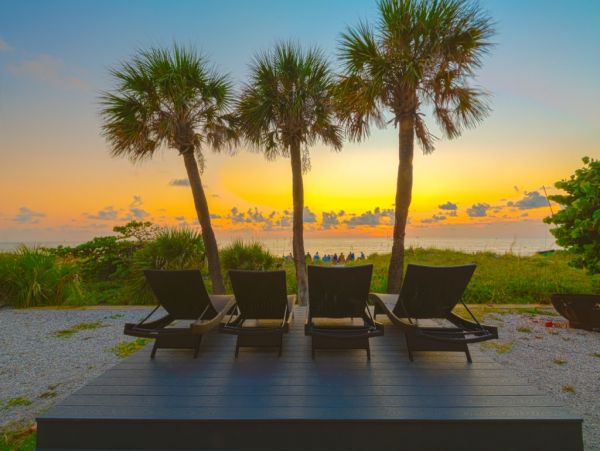 On Beach Indian Rocks Vacation Home Seven Bedrooms
