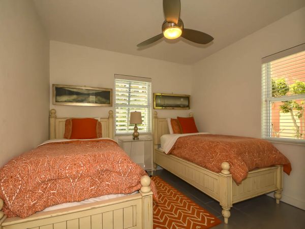On Beach Indian Rocks Vacation Home Seven Bedrooms