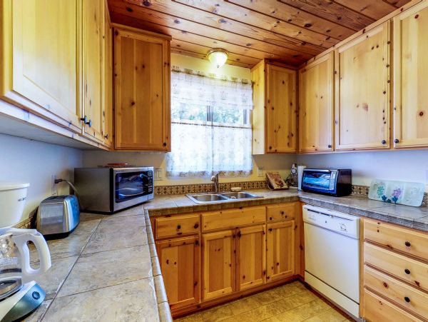 Yosemite Area Home 984546