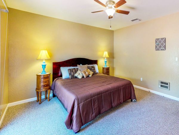 Yosemite Area Home 984546