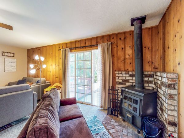Yosemite Area Home 984546