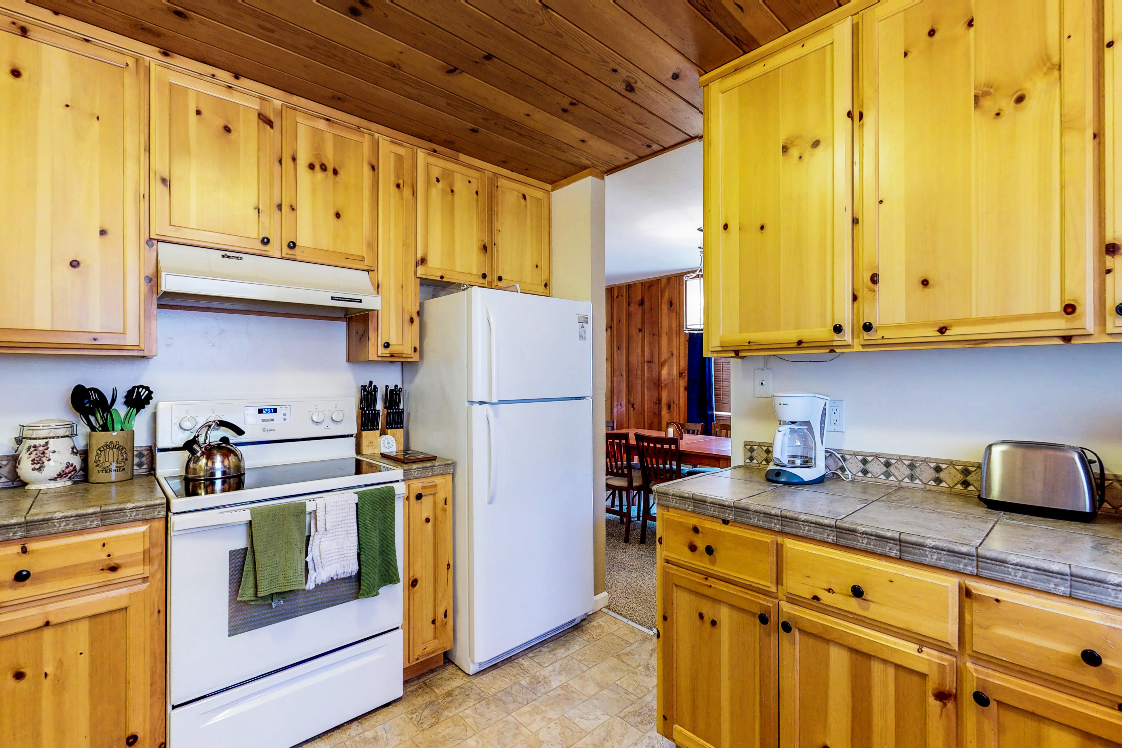 Yosemite Area Home 984546