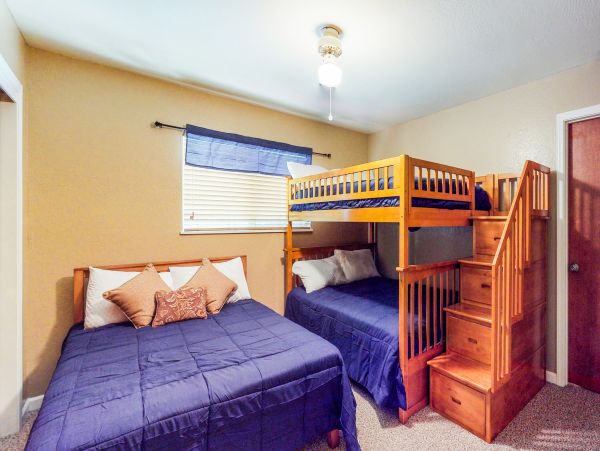 Yosemite Area Home 984546