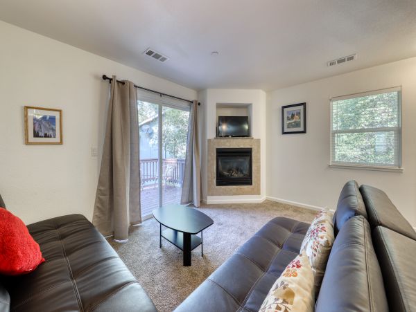 Yosemite Area Home 984547