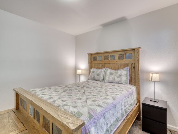 Yosemite Area Home 984547
