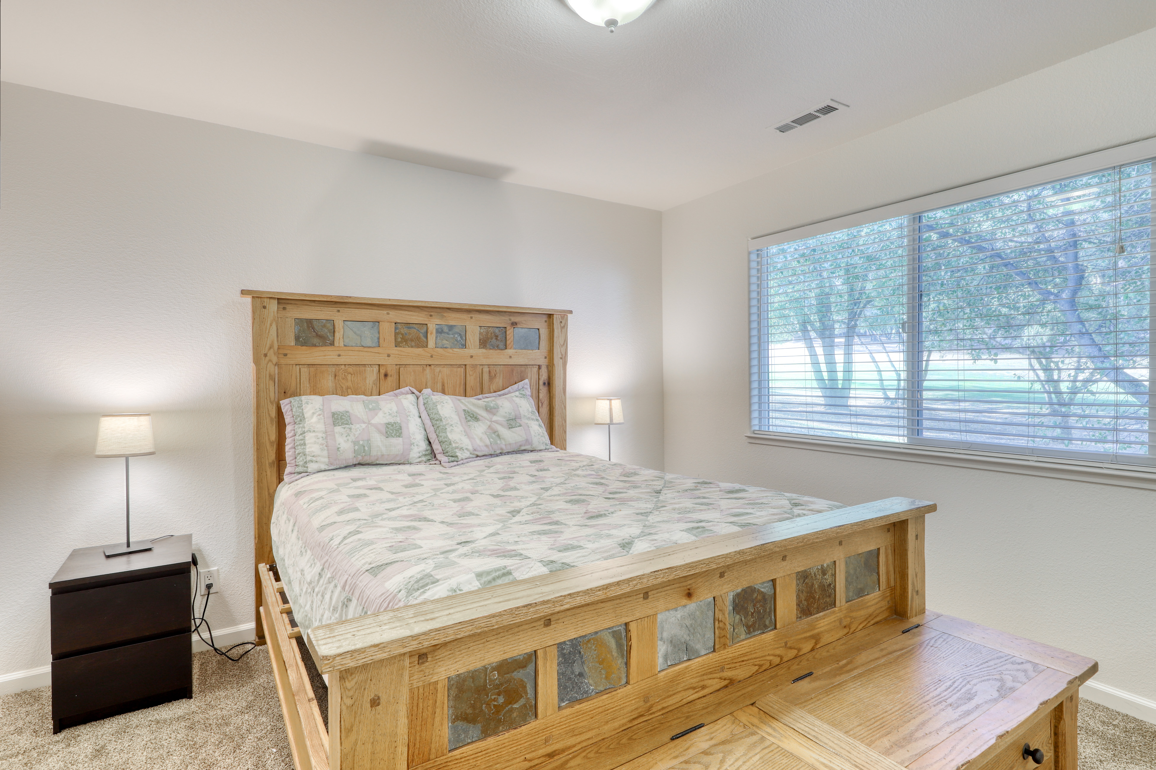 Yosemite Area Home 984547