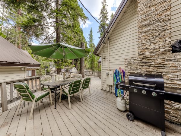 Yosemite Area Home 984549
