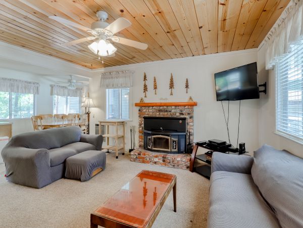 Yosemite Area Home 984549