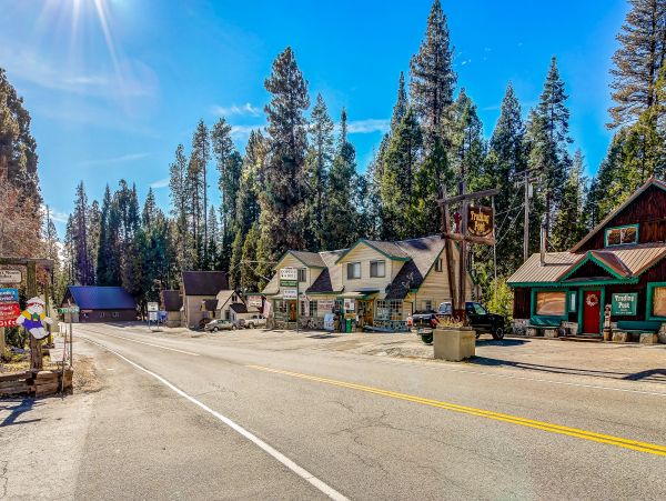 Yosemite Area Home 984549