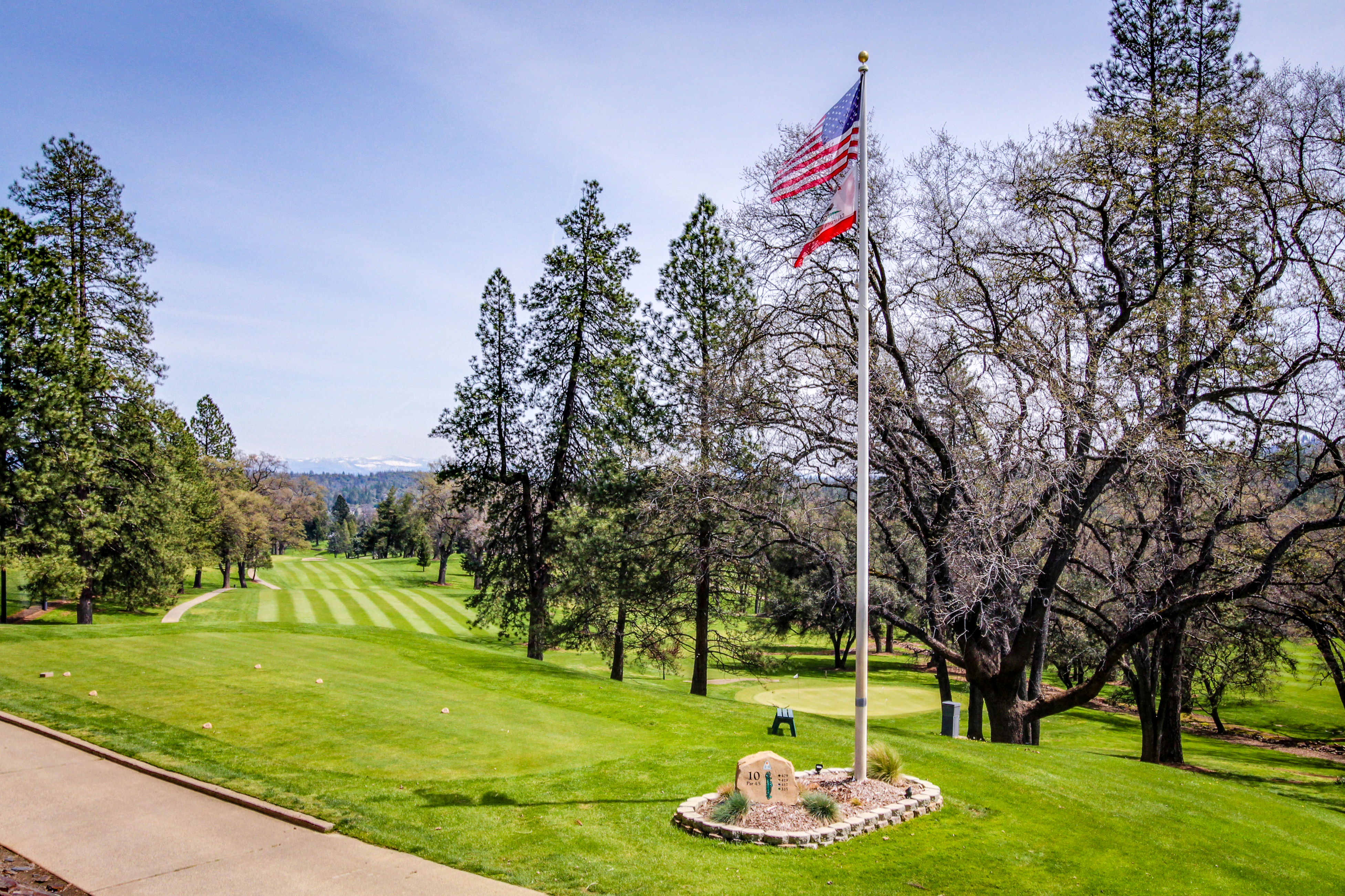 Yosemite Area Home 984552