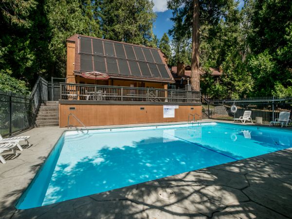Yosemite Area Home 984553
