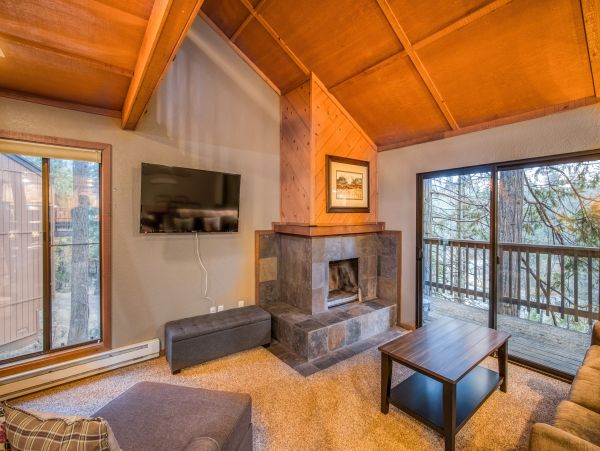 Yosemite Area Home 984553