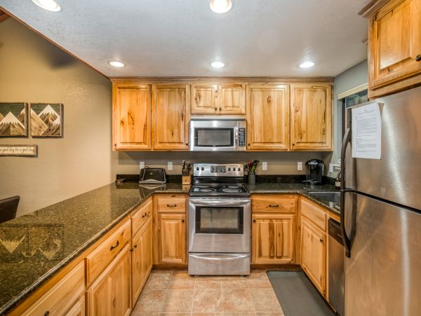 Yosemite Area Home 984553