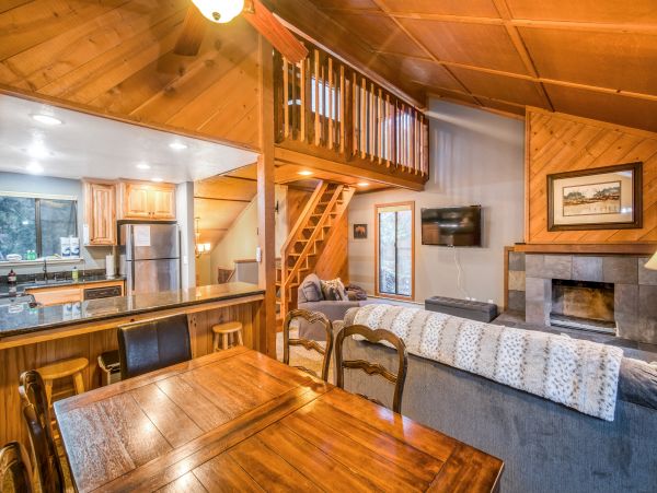 Yosemite Area Home 984553