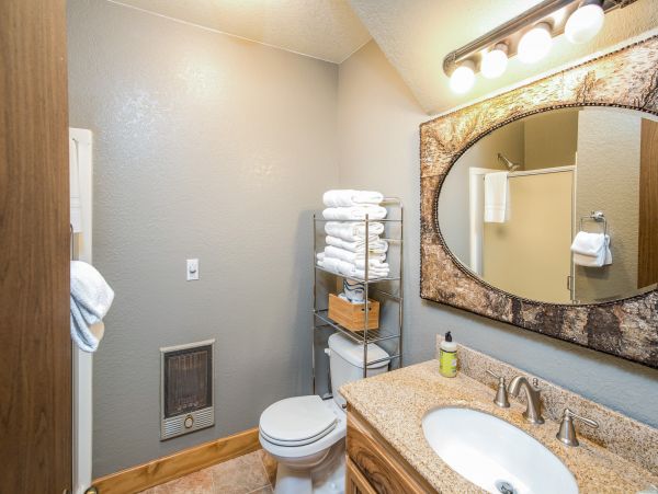 Yosemite Area Home 984553