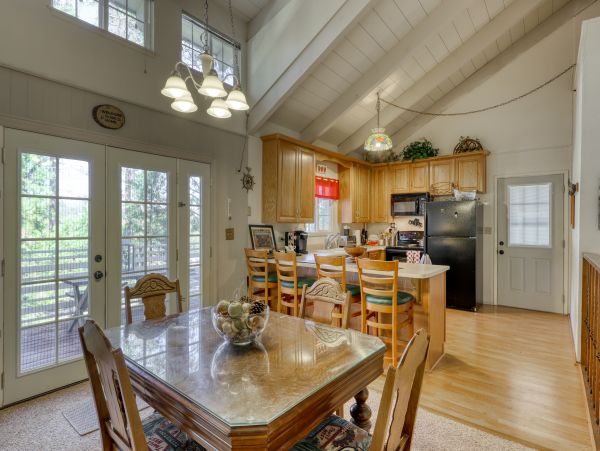 Yosemite Area Home 984554