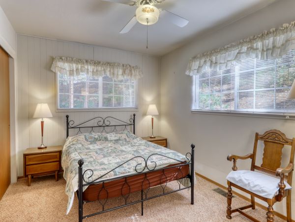 Yosemite Area Home 984554