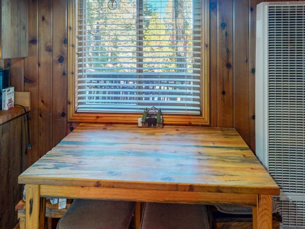 Yosemite Area Home 984555