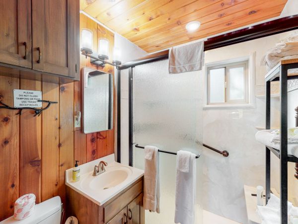 Yosemite Area Home 984555