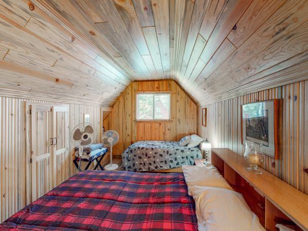 Yosemite Area Home 984555