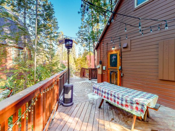 Yosemite Area Home 984555